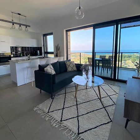Oַ&O Group- Cool & Urban Apt Luxury Tower Sea View Bat Yam Buitenkant foto