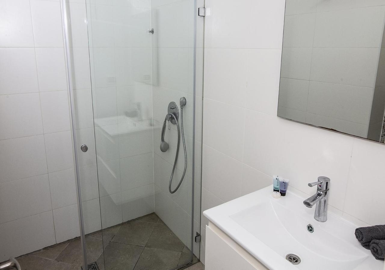 Oַ&O Group- Cool & Urban Apt Luxury Tower Sea View Bat Yam Buitenkant foto