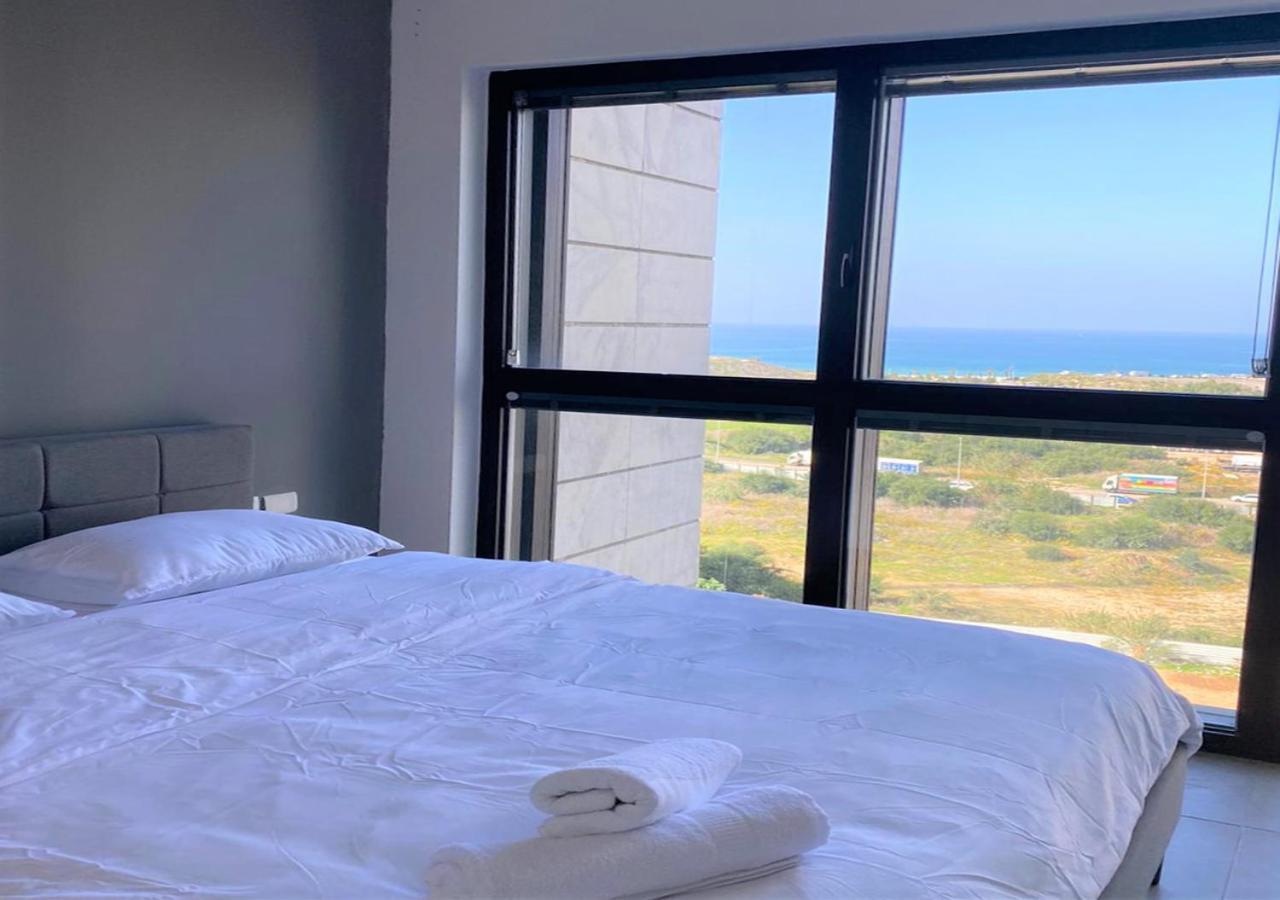 Oַ&O Group- Cool & Urban Apt Luxury Tower Sea View Bat Yam Buitenkant foto