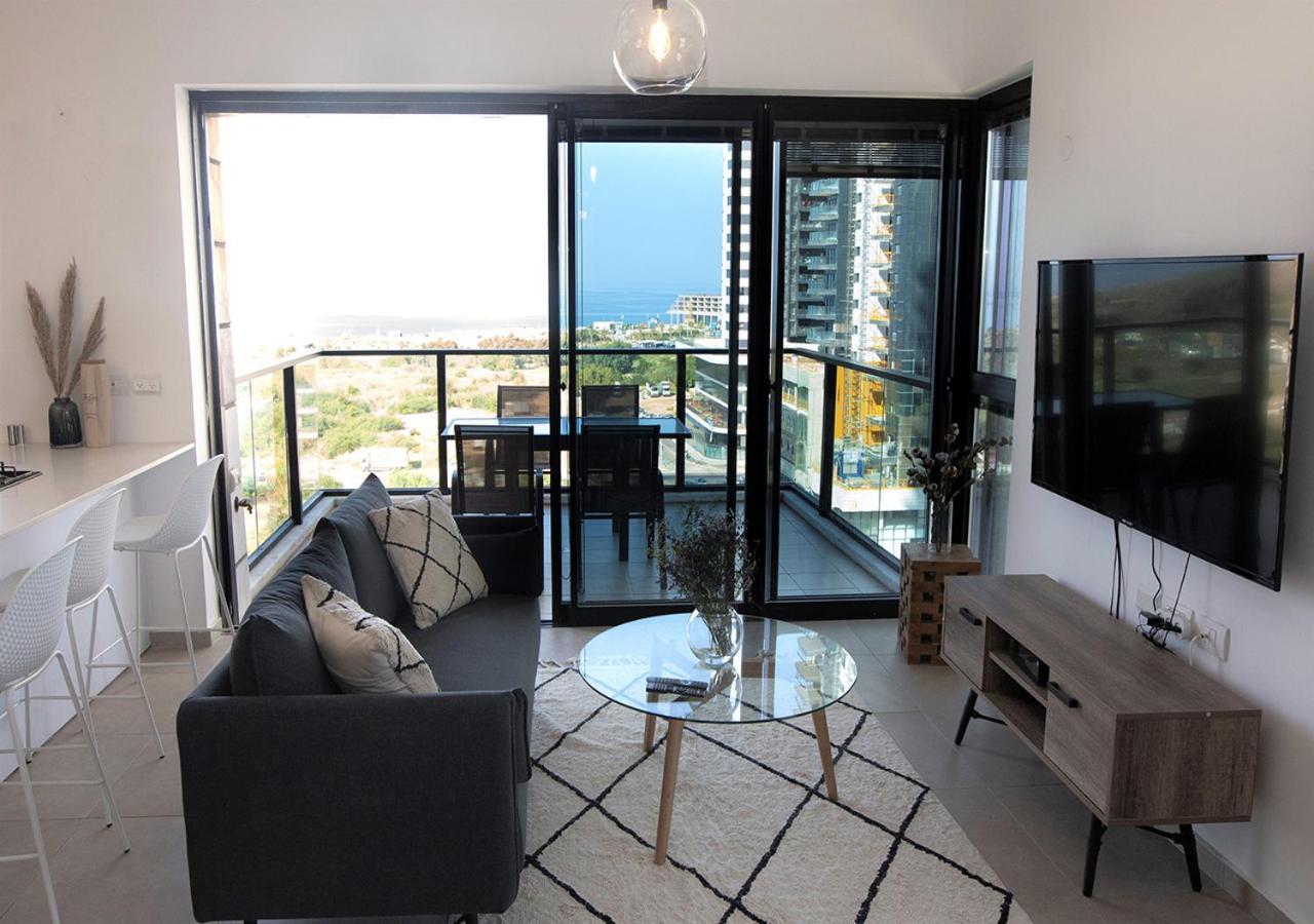 Oַ&O Group- Cool & Urban Apt Luxury Tower Sea View Bat Yam Buitenkant foto