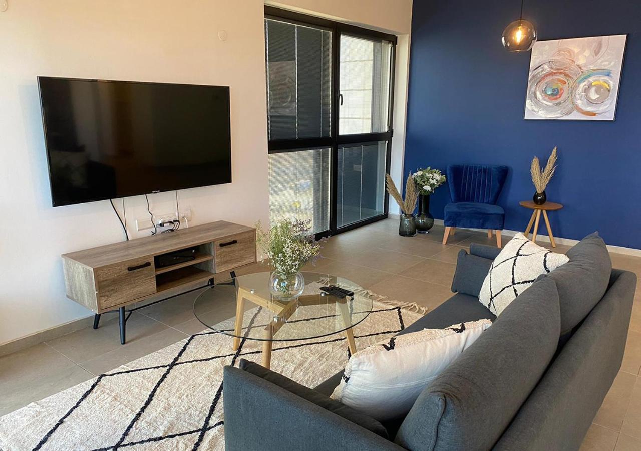 Oַ&O Group- Cool & Urban Apt Luxury Tower Sea View Bat Yam Buitenkant foto